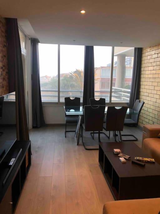 70 Sqm Apartment With Seaview In Arenales Del Sol. Dış mekan fotoğraf