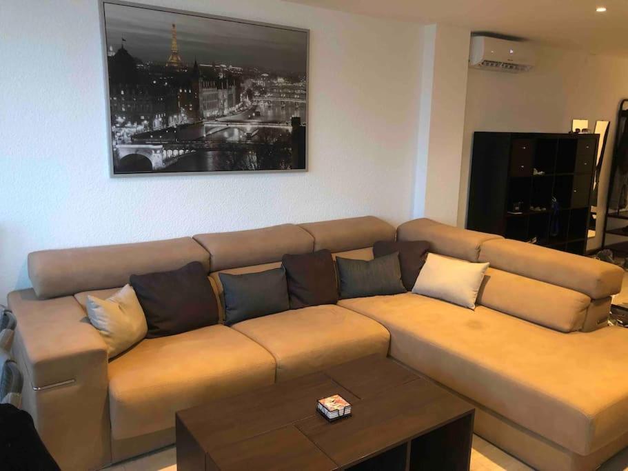 70 Sqm Apartment With Seaview In Arenales Del Sol. Dış mekan fotoğraf